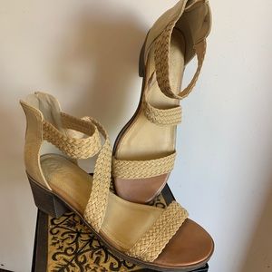 Sugar Size 10M Block Heel Sandal Tan Zipper Back